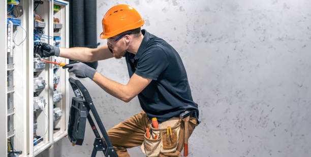 Best Commercial Electrician Services  in Fowler, CA